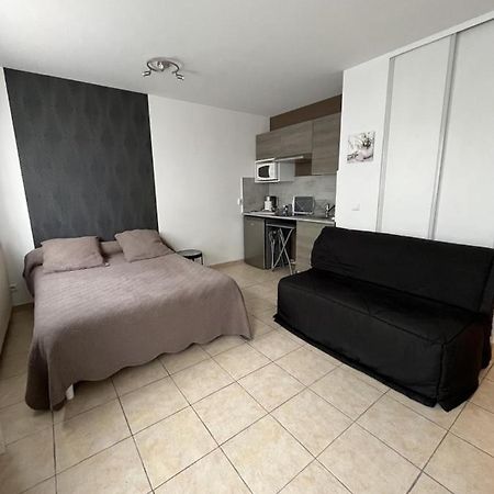 Studio Meublé Bussy-Saint-Georges Extérieur photo